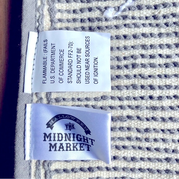 NEW Happy Halloween Spiderweb Rug 20" x 30" Gray Orange - Picture 6 of 14